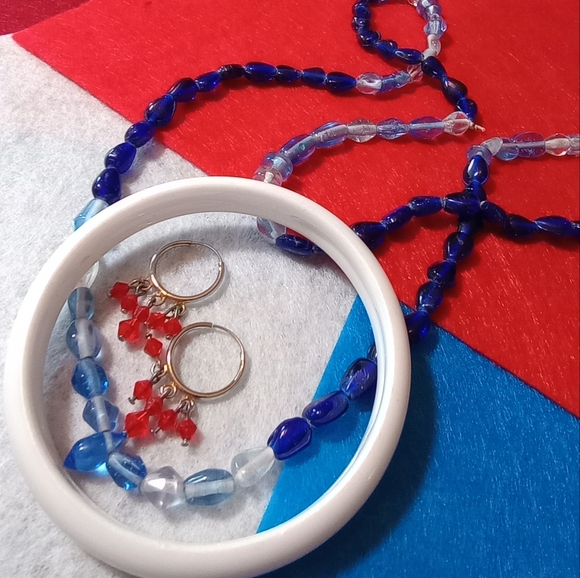 Patriotic Jewelry Lot Blue Glass Popover Beads, White Bangle & Red Crystal Hoops - Picture 5 of 5